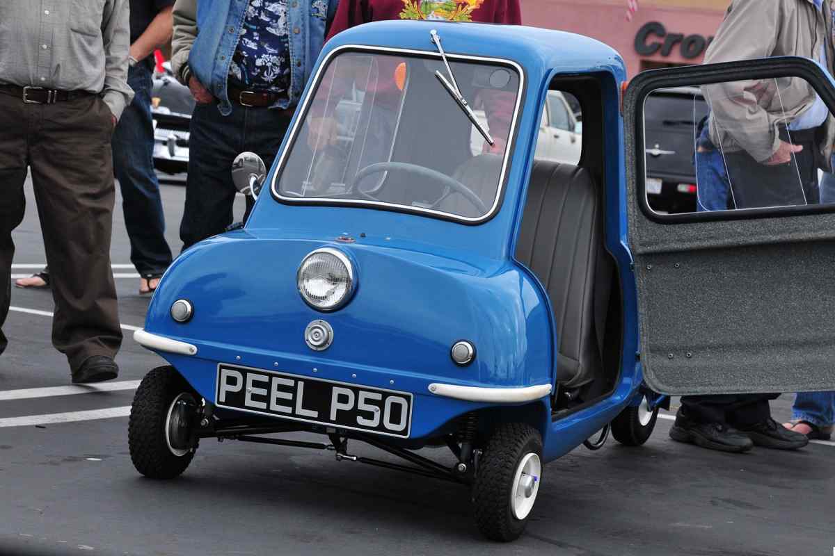 Peel P50 и Peel Trident: найменші автомобілі у світі