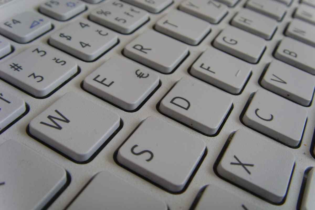 Як увімкнути цифрову клавіатуру