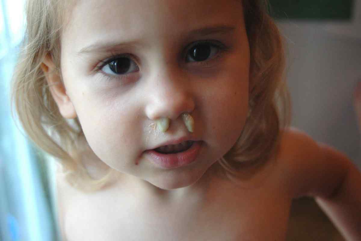 Чим лікувати зелені густі соплі у дитини
