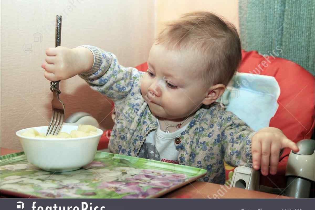 Чим годувати маленьку дитину в літній час