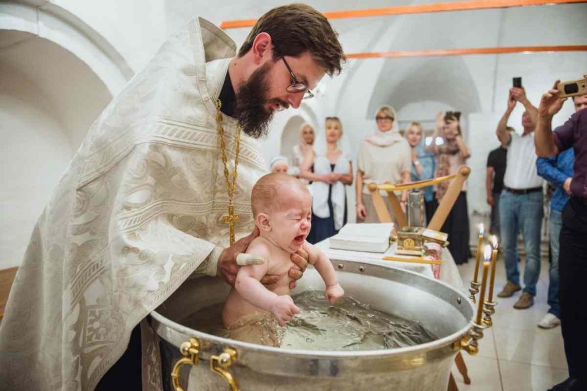 Крестить в честь святого