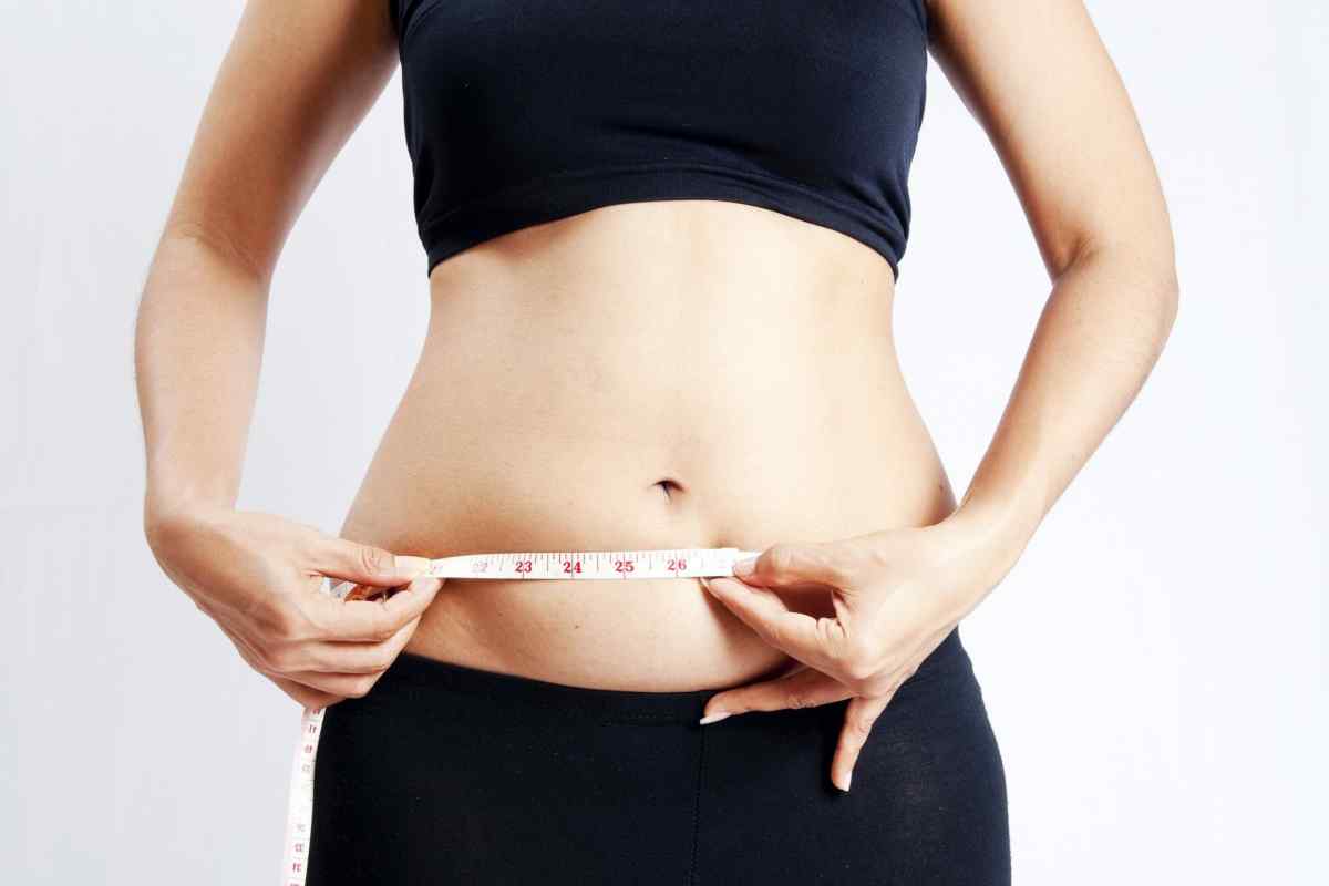 Як прибрати жир на животі і боках