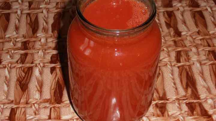 Смачний домашній томатний сік. Як приготувати?