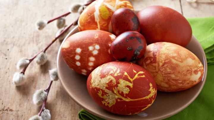 Чим пофарбувати яйця до Великодня