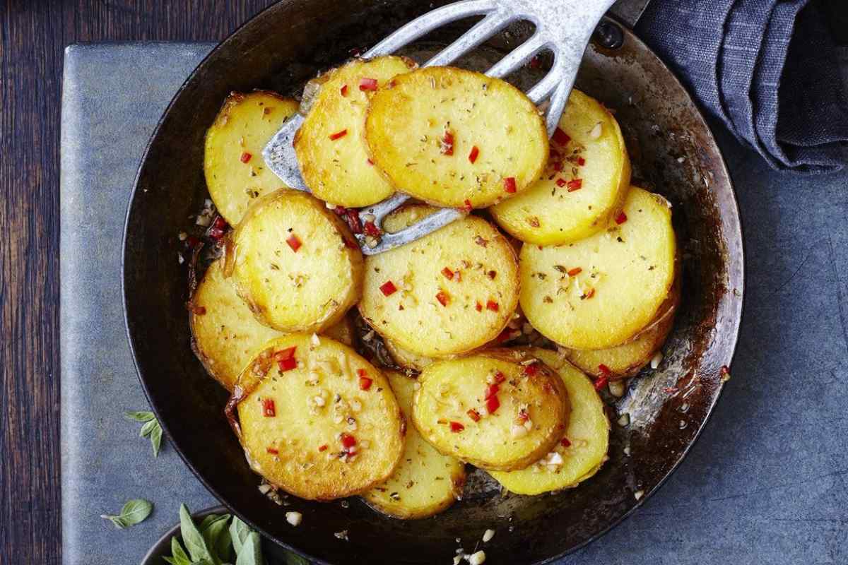 Як швидко посмажити картоплю