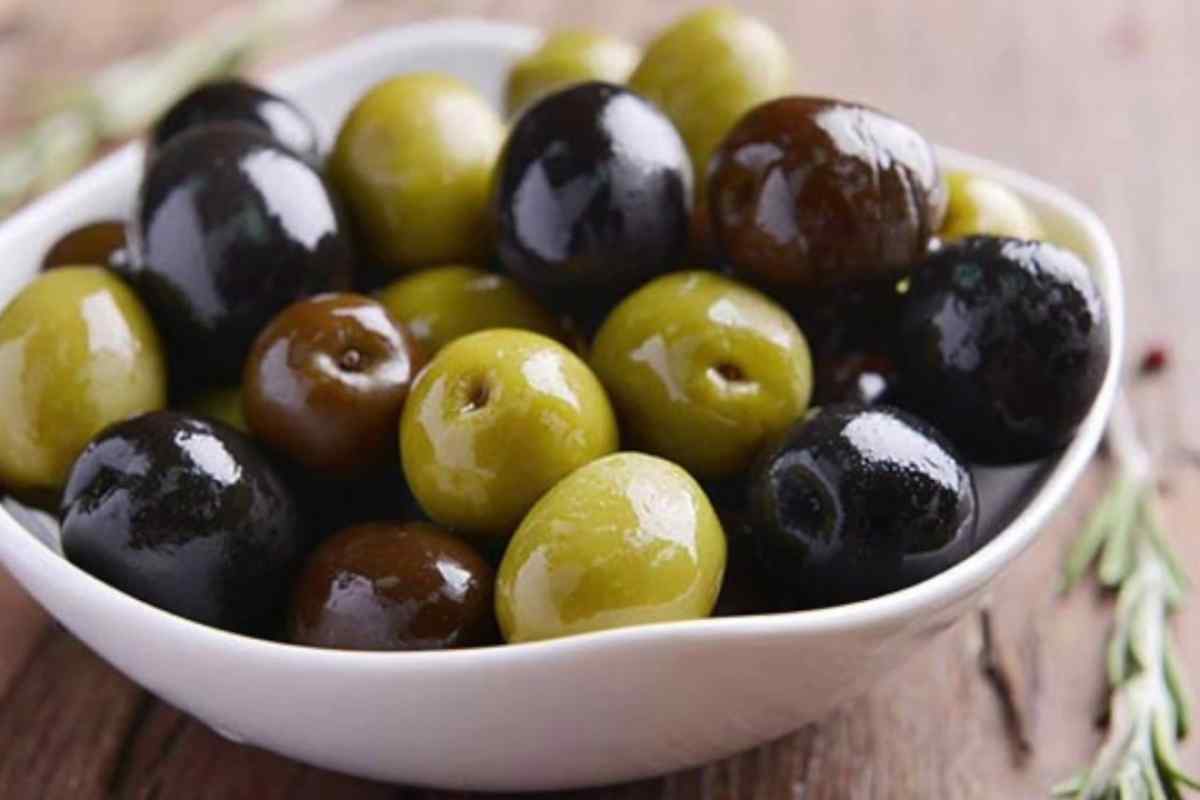 Як солити оливки