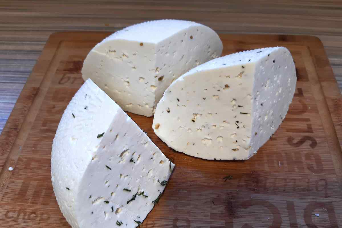 Як приготувати домашній сир