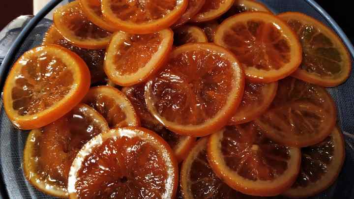 Як готувати солоні апельсини