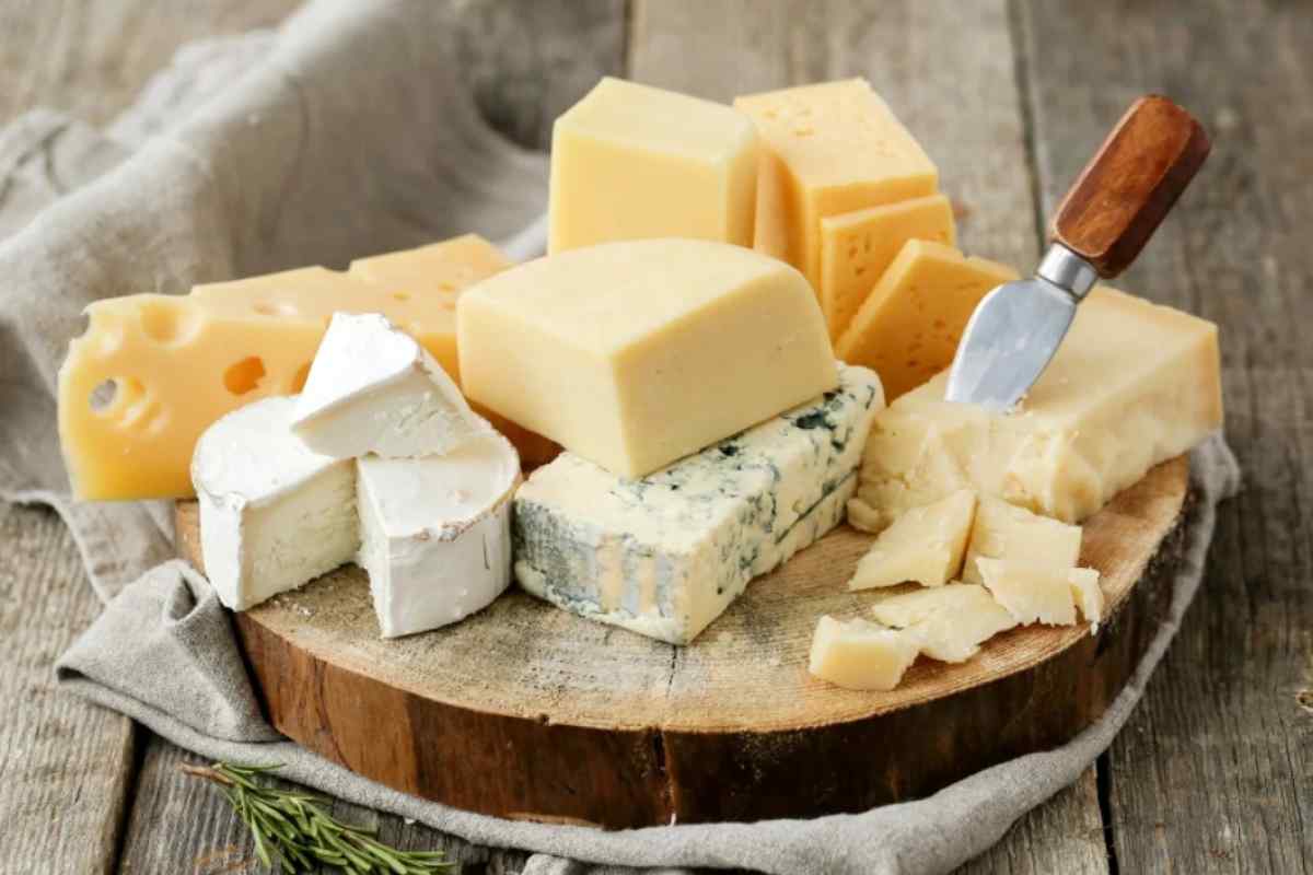 Як готують нежирний сир