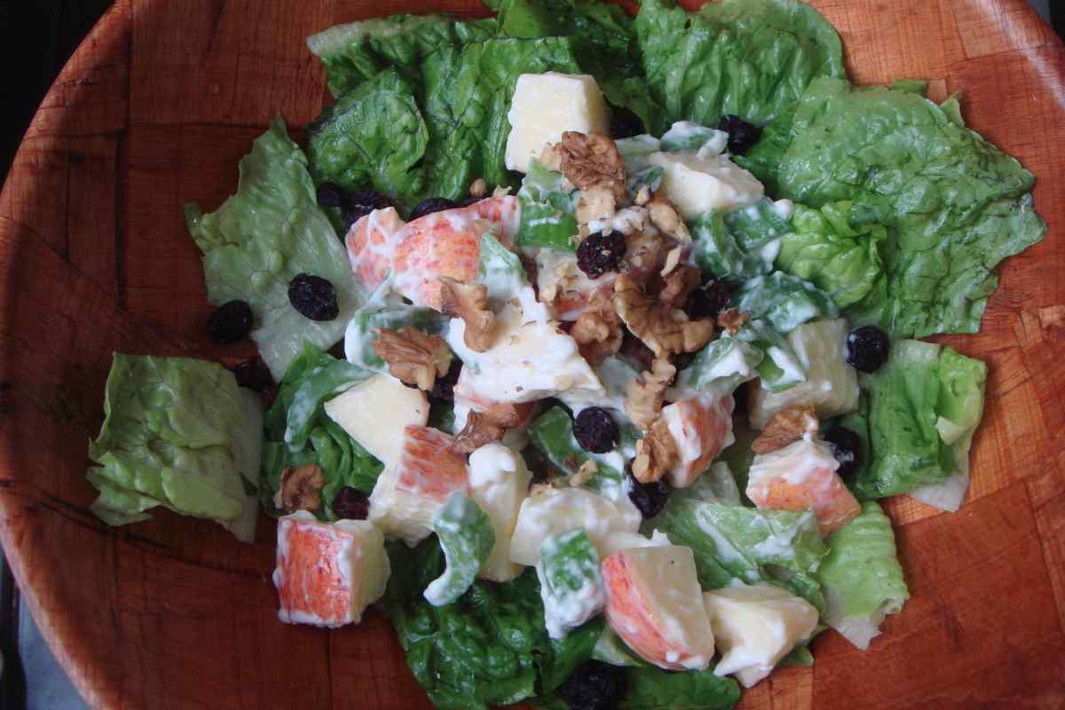 Рецепт смачного салату зі сметаною