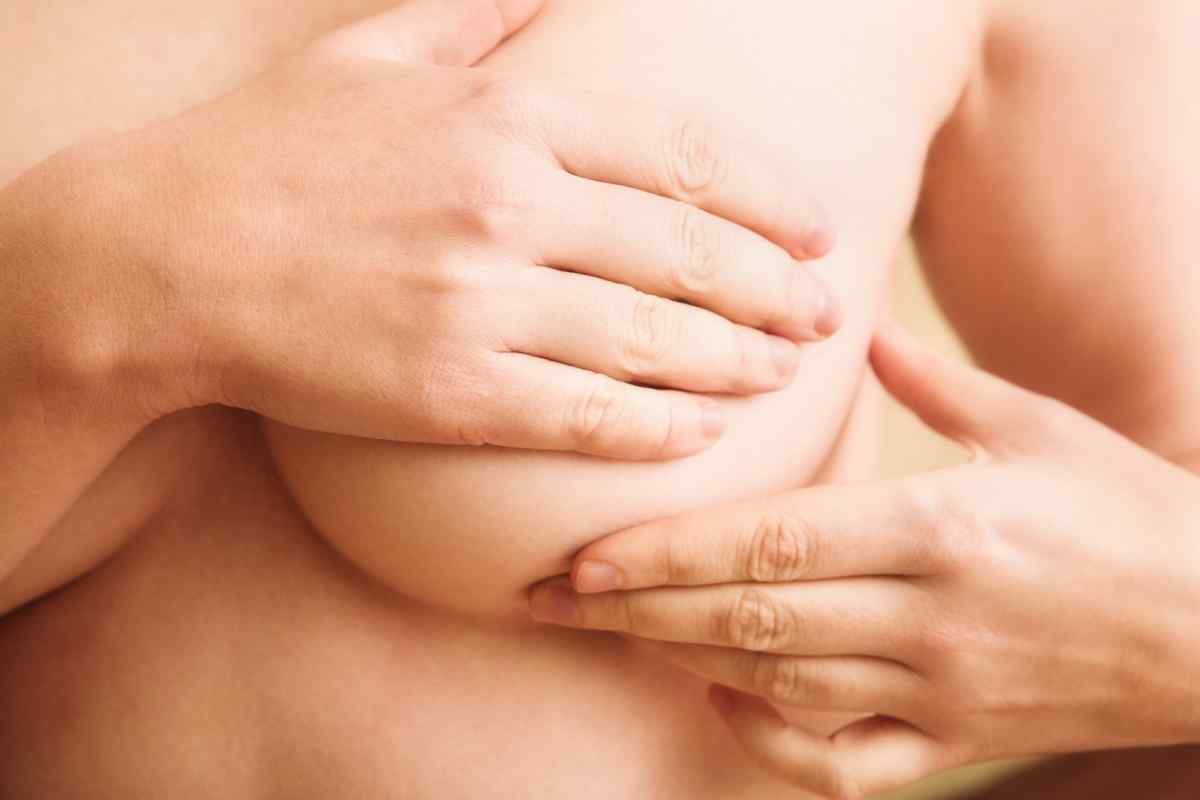 Як зміцнити груди після пологів
