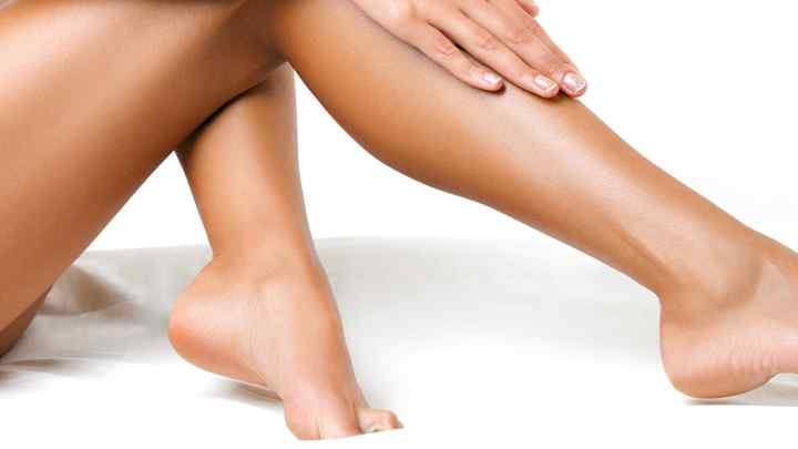 Як зробити шкіру на ногах гладкою