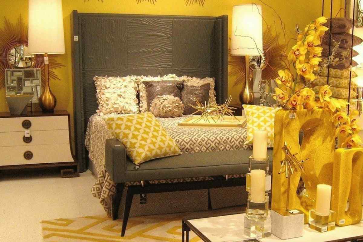 Як оформити спальню у жовтому кольорі