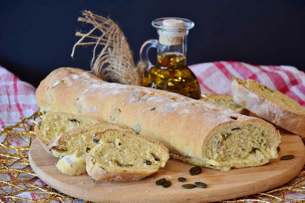 Як приготувати італійський хліб "Стирато"