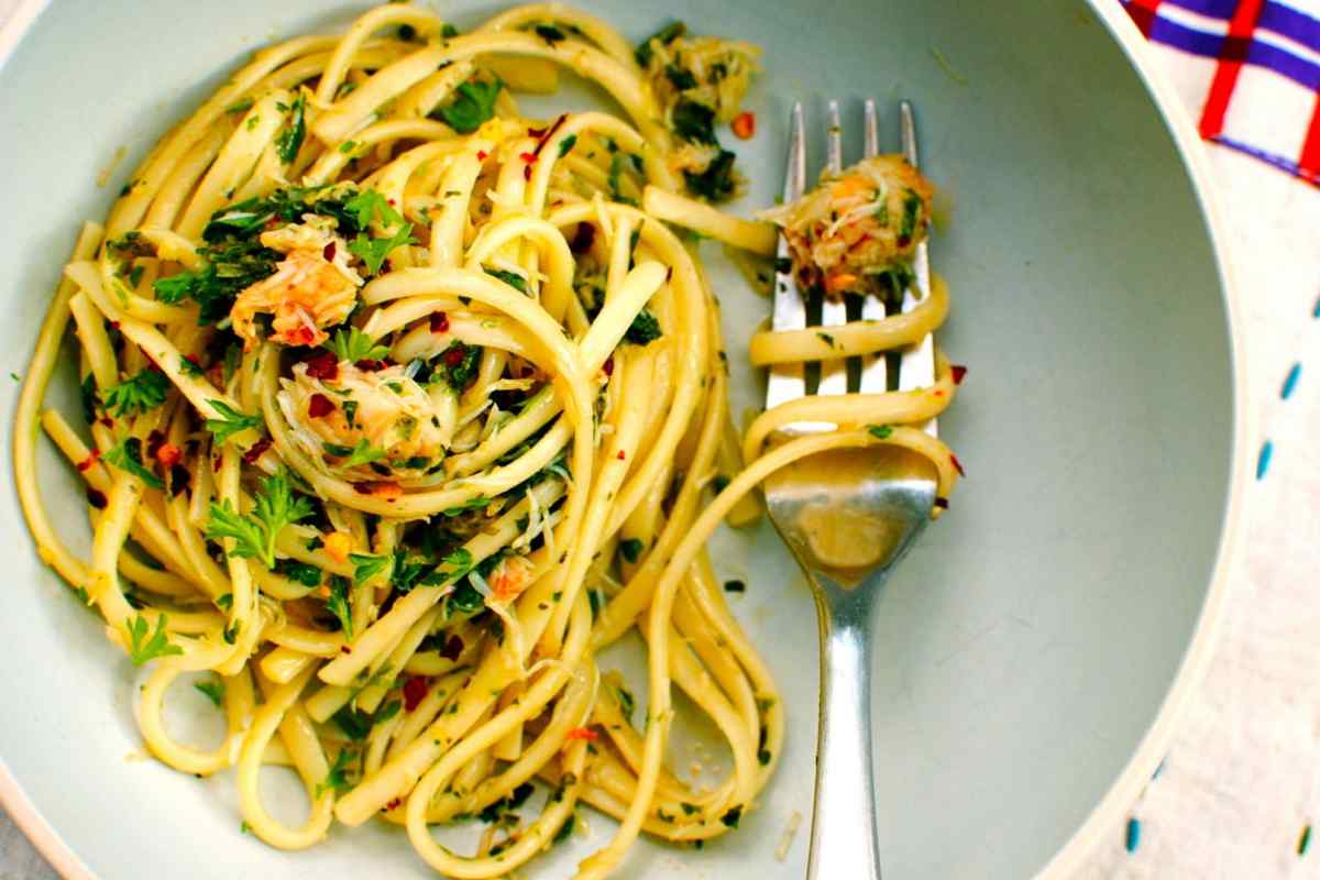 Як приготувати спагеті з мигдальним соусом
