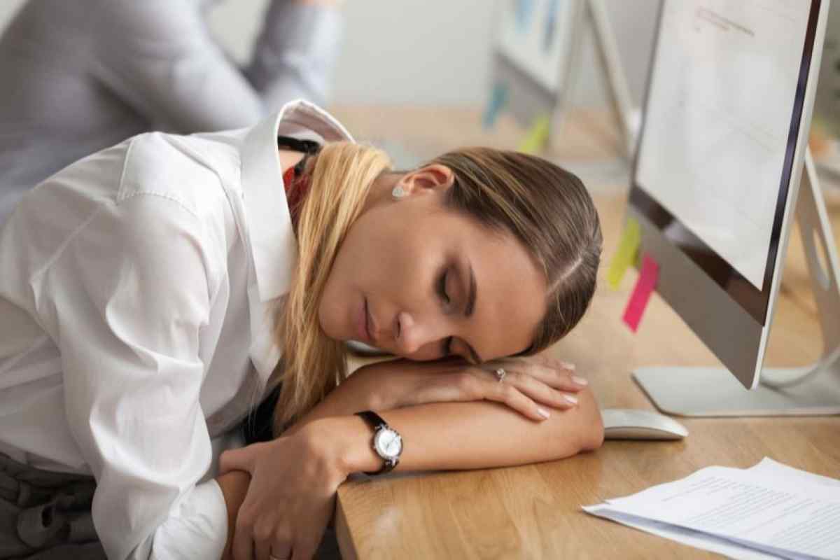 Які симптоми хронічної втоми у школярів