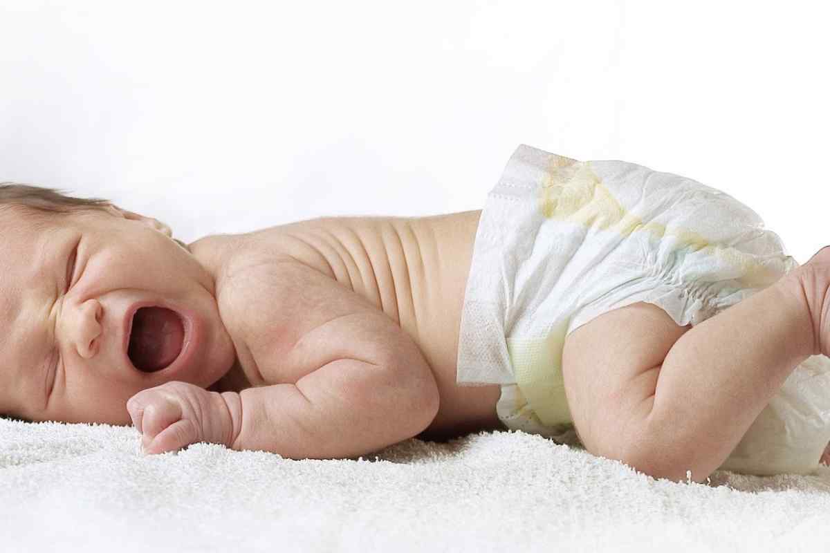 Чому набухають грудні залози у новонародженої