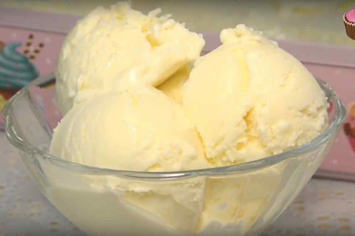 Як приготувати домашнє морозиво: робимо пломбір