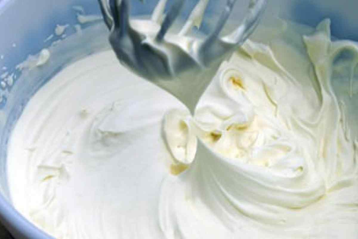 Як зробити заварний крем для морозива