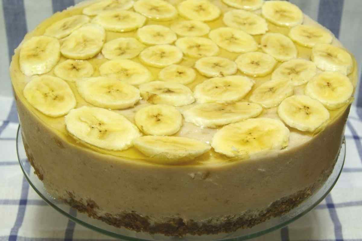 Дитячий творожно-банановий торт