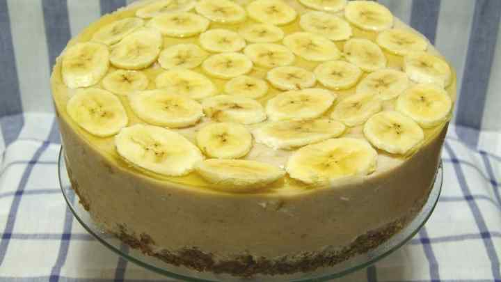 Дитячий творожно-банановий торт