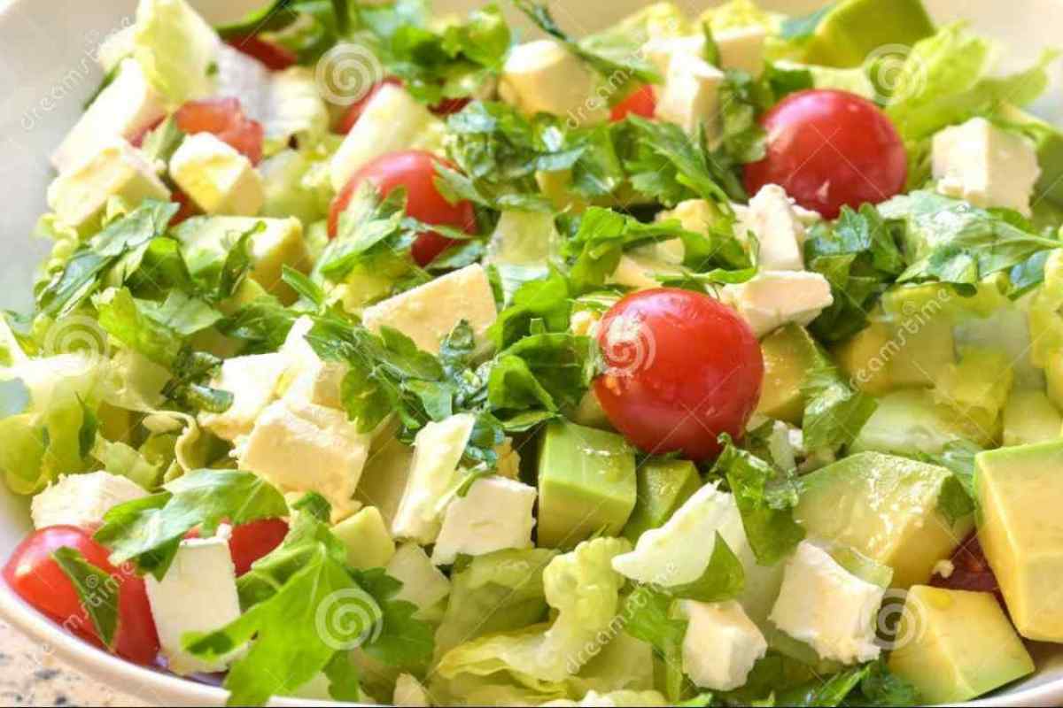 Як приготувати легкий салат