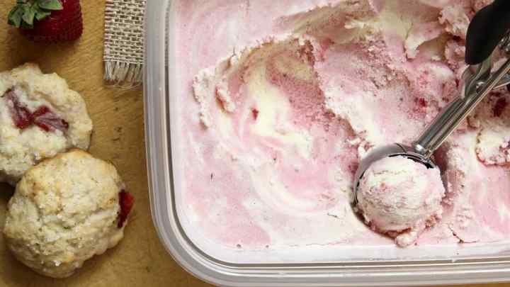 Як приготувати класичне морозиво в домашніх умовах