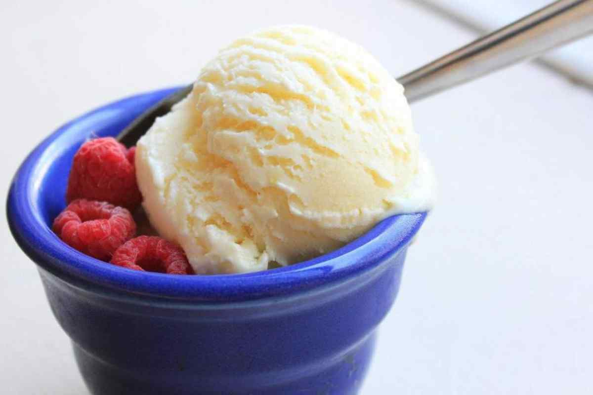 Простий рецепт дуже смачного морозива