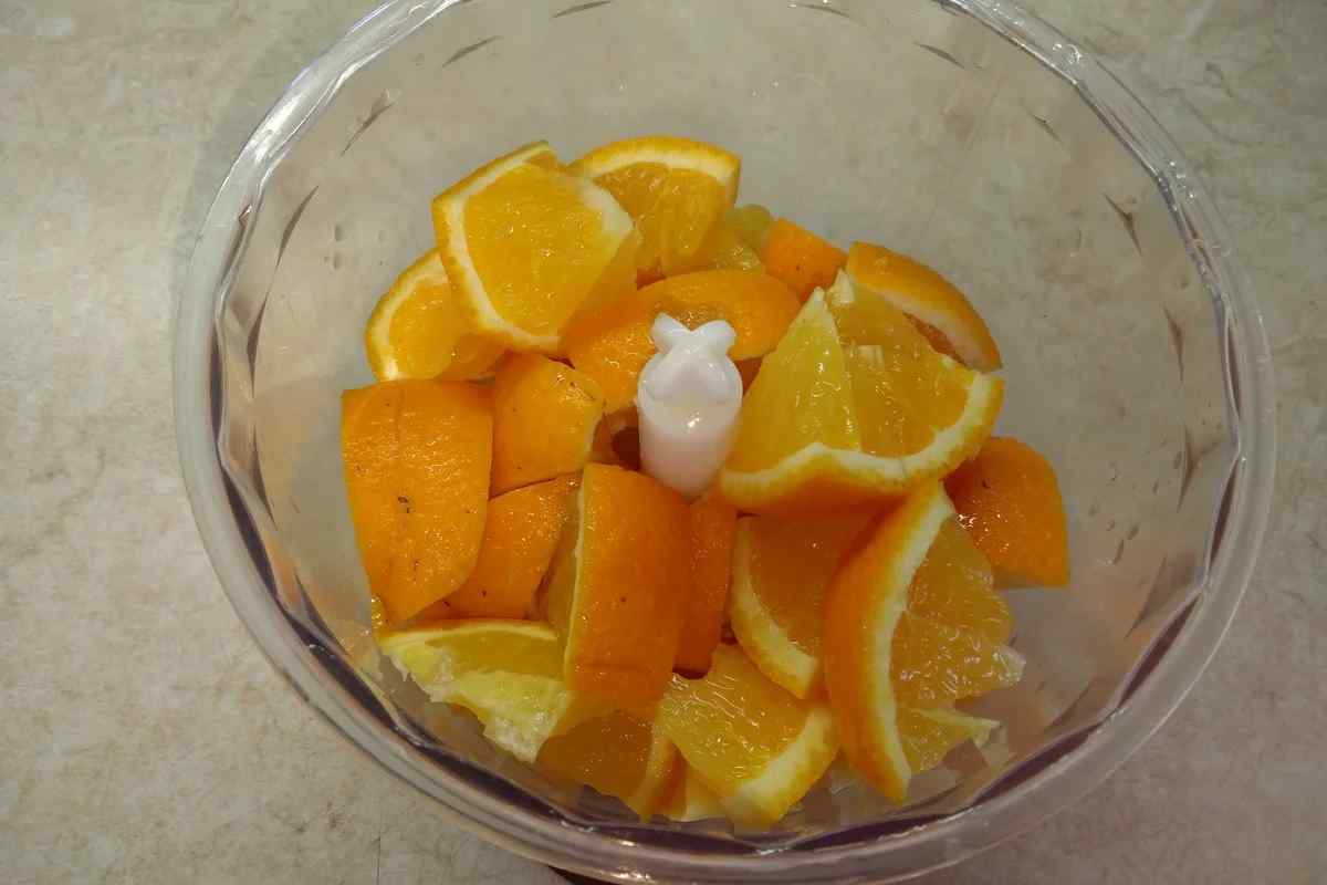 Як з чотирьох апельсинів зробити 9 літрів смачного апельсинового напою
