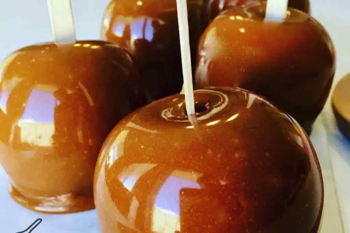 Як зробити яблука під шоколадом