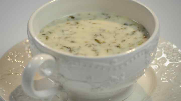 Кисло-молочний суп танів (вірменська кухня)
