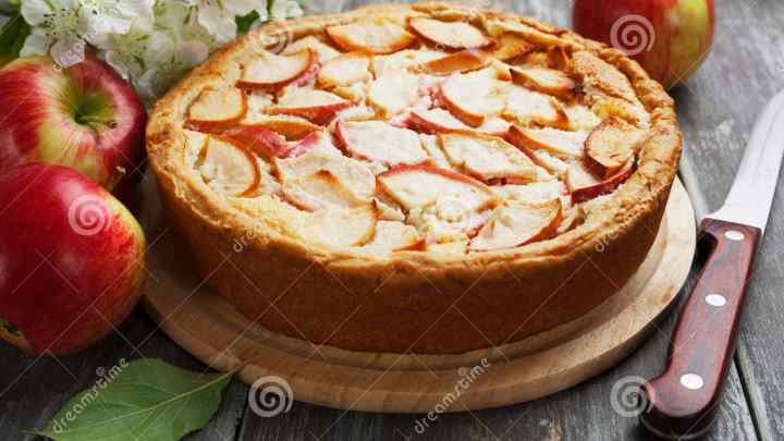 Рецепт пирога з яблучним варенням