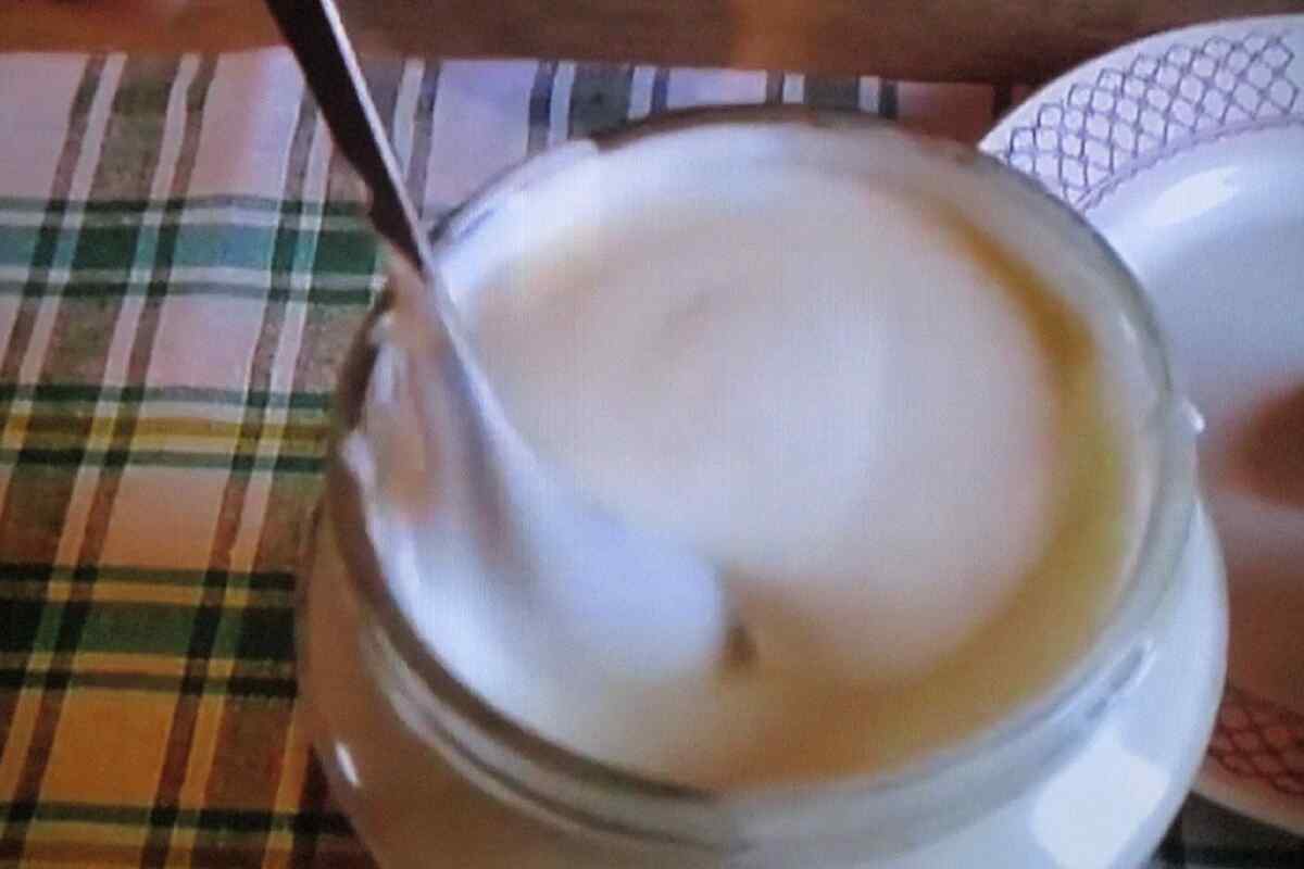 Як зробити сметану з молока