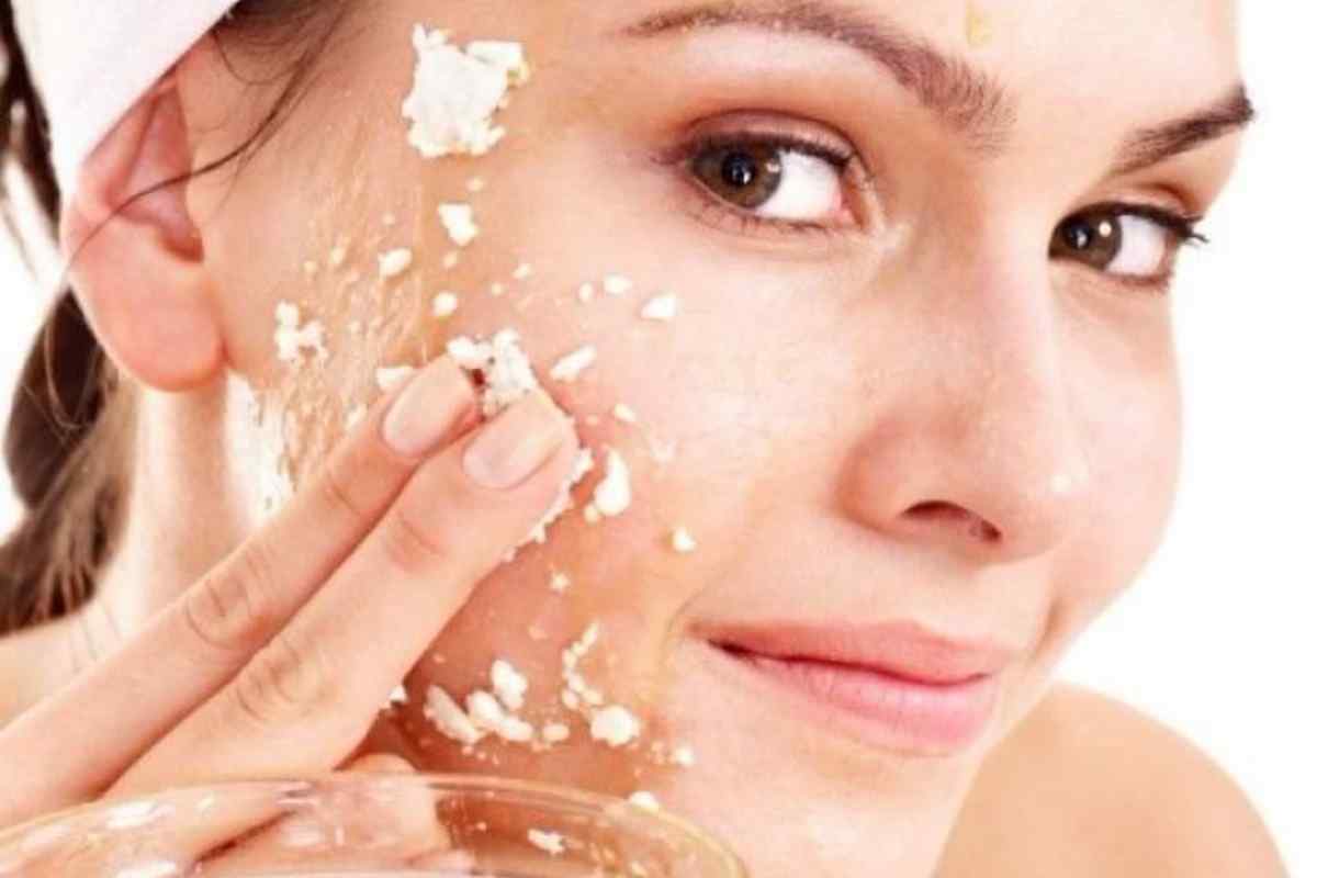 Як використовувати морську сіль для догляду за шкірою