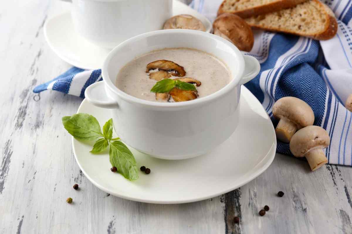 Як приготувати крем-суп з грибами