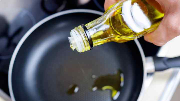 Як вилучити пляму від олії
