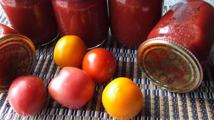 Заготовки на зиму: домашній кетчуп з помідор