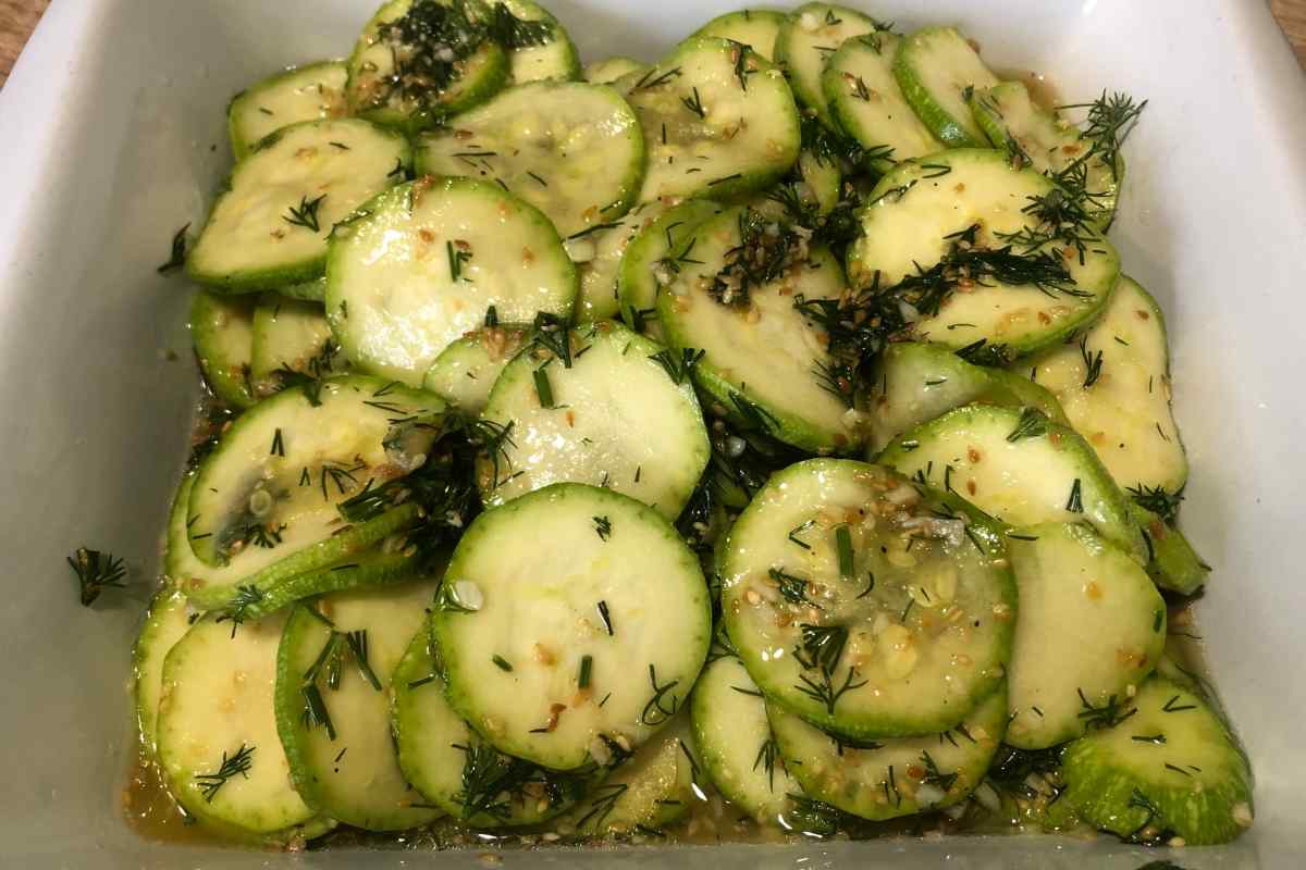 Як приготувати смачну овочеву запіканку з картоплею та кабачками
