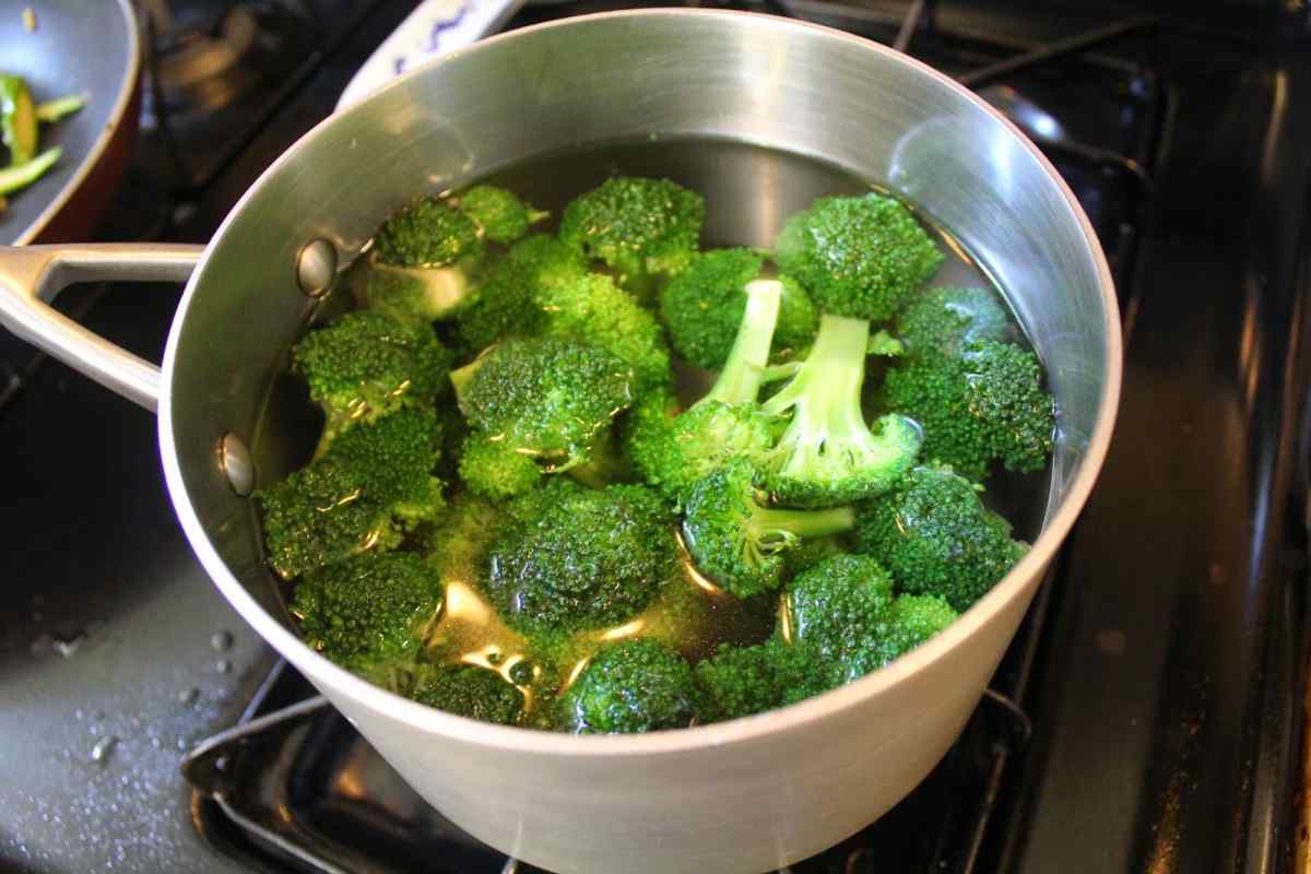 Як смачно приготувати броколі