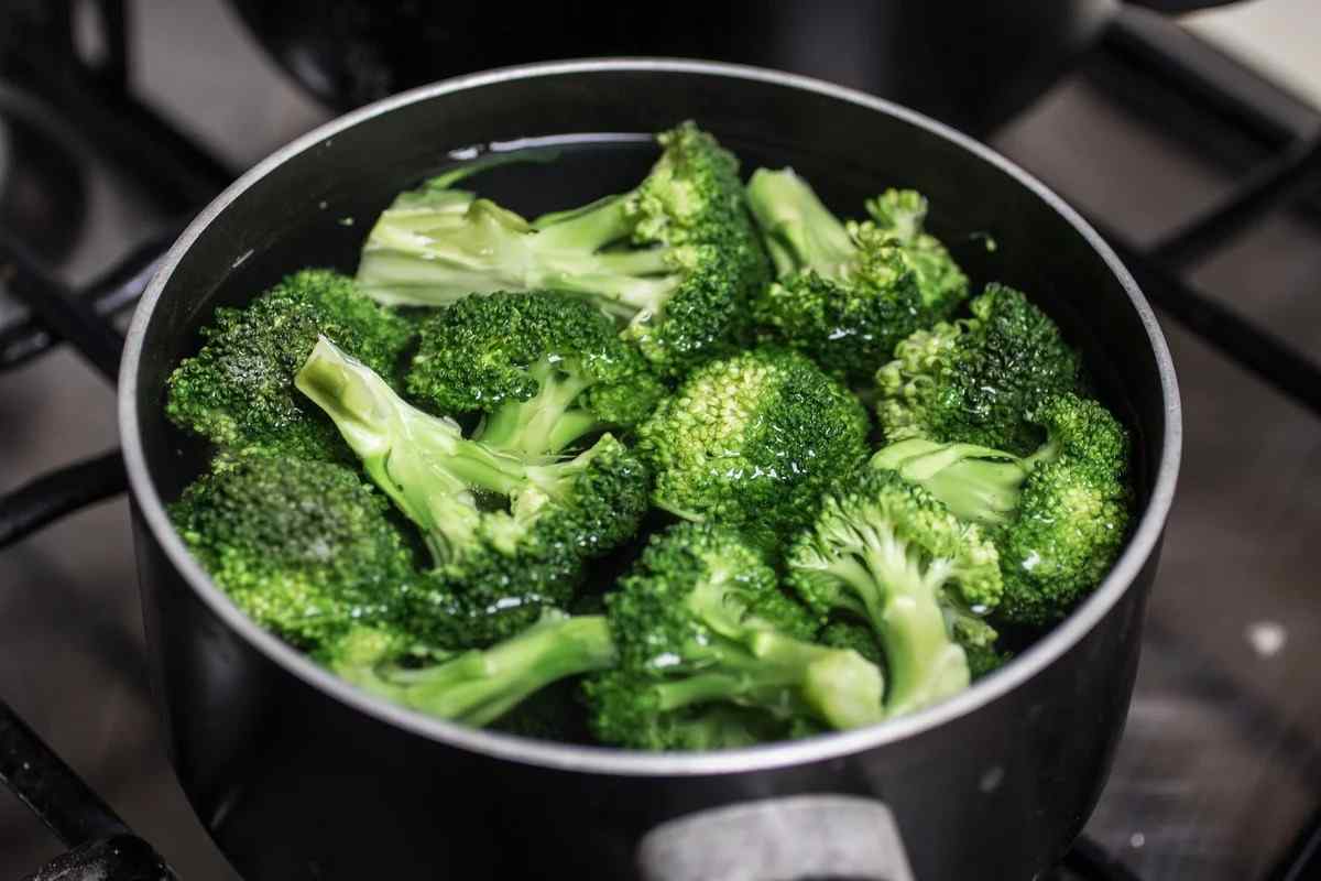 Як правильно варити броколі
