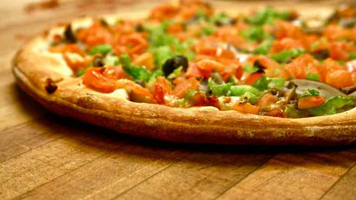 Найпростіший рецепт тесту для піци