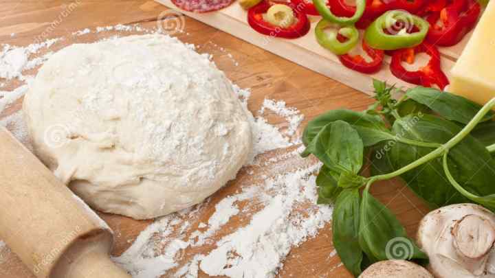 Тонке тісто - найкраща основа для італійської піци