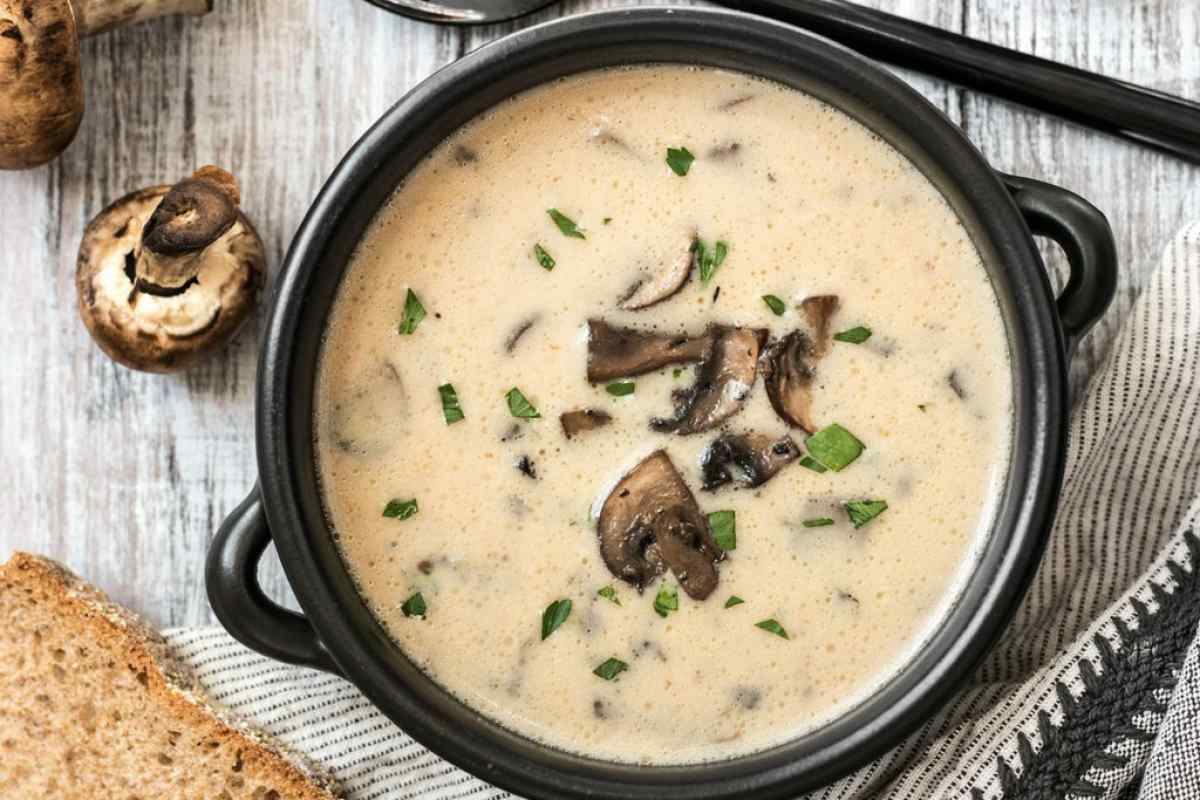 Як приготувати крем-суп з грибів