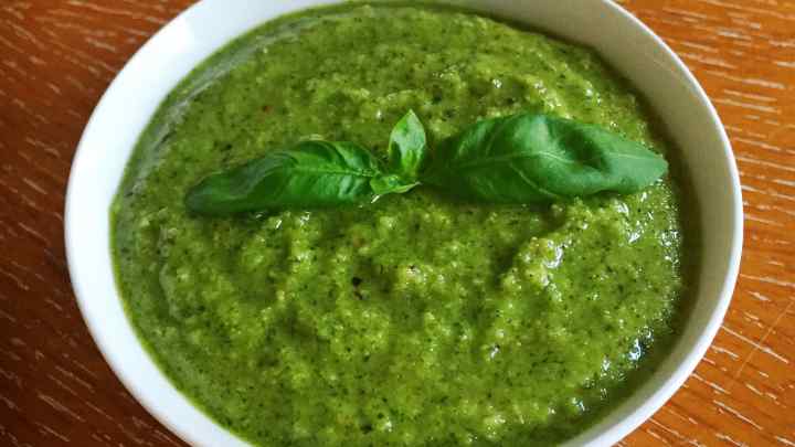 Як зробити зелений соус