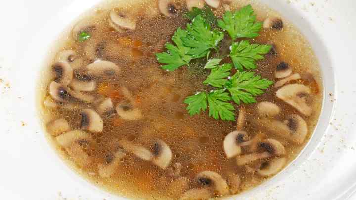 Як приготувати грибний суп з шампіньйонів