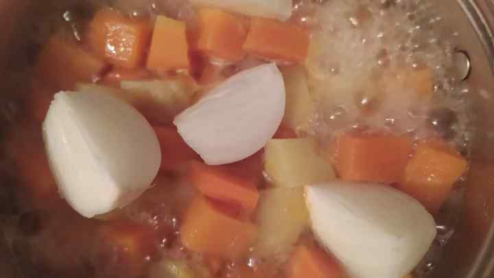 Як приготує японський суп за 10 хвилин не включаючи плити