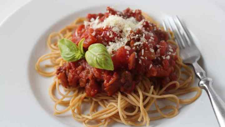 Як приготувати спагеті італійською