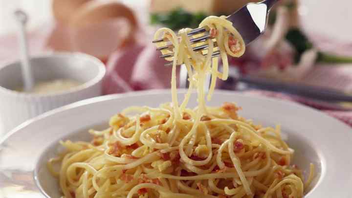 Спагетті з цукіні і пармезаном
