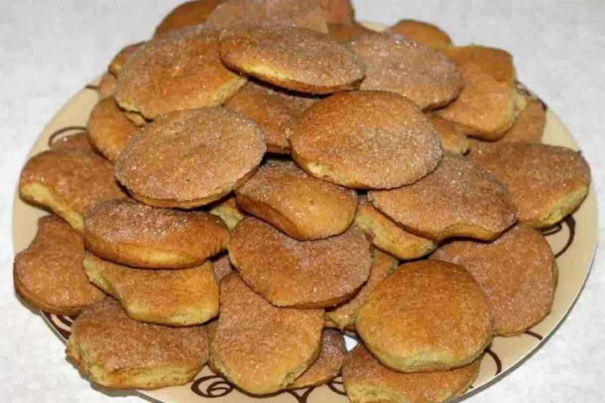 Як швидко приготувати хрустке пісочне печиво