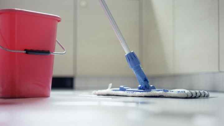Як очистити підлогу від ртуті